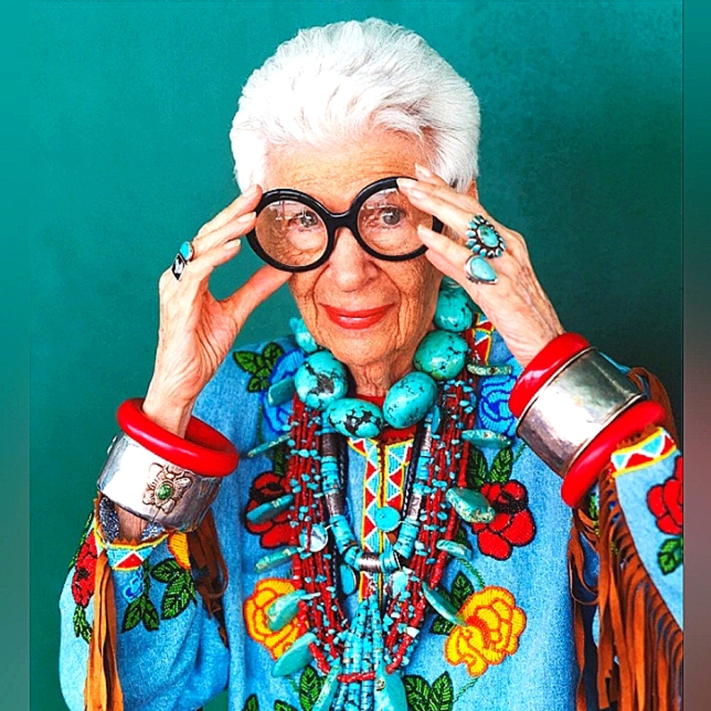 BE BOLD ... BE BRIGHT...BE YOU!!
